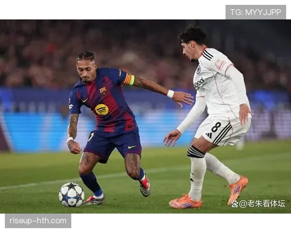 拉菲尼亚：边路突破与推进的稳定输出